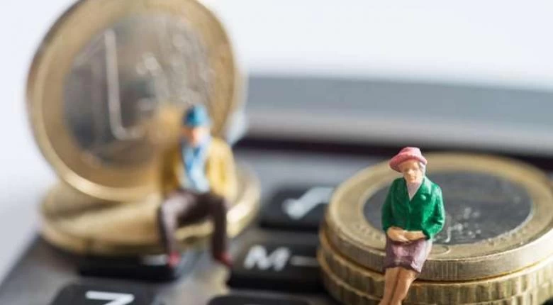 Συντάξεις: Ανατροπή με αναδρομικά ως και πάνω από 500 ευρώ το μήνα σε Δημόσιο, ΔΕΚΟ, ΙΚΑ, ΟΑΕΕ και ΤΕΒΕ (πίνακες)